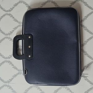 Laptop bag
